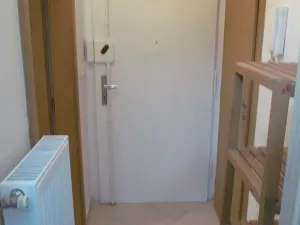 Pronájem bytu 1+kk, Praha - Strašnice, Kralická, 29 m2
