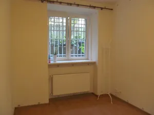 Pronájem bytu 1+kk, Praha - Strašnice, Kralická, 29 m2