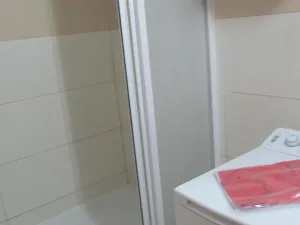 Pronájem bytu 1+kk, Praha - Strašnice, Kralická, 29 m2