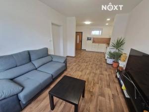Pronájem rodinného domu, Komořany, 94 m2