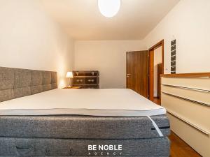 Pronájem bytu 2+kk, Praha - Košíře, Musílkova, 65 m2