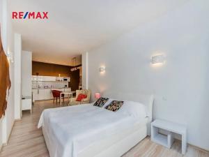 Pronájem bytu 1+kk, Praha - Nové Město, Jindřišská, 40 m2