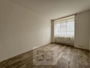 Pronájem bytu 1+kk, Praha - Smíchov, 30 m2