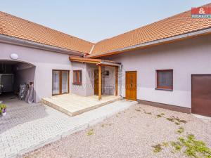 Prodej bytu 3+1, Hradec Králové - Kukleny, Pražská třída, 106 m2