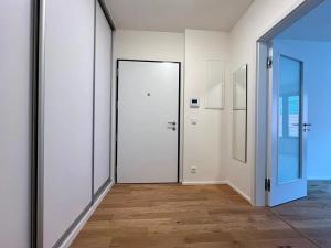 Pronájem bytu 1+kk, Praha - Holešovice, U průhonu, 35 m2