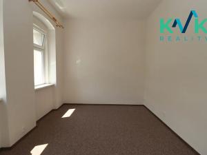 Prodej bytu 1+1, Karlovy Vary, Závodu míru, 29 m2