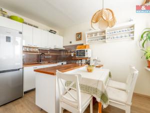 Prodej bytu 3+1, Praha - Střížkov, Varnsdorfská, 52 m2