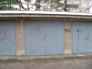 Pronájem garáže, Hradec Králové, Mrštíkova, 17 m2