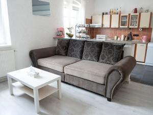 Pronájem bytu 2+1, Děčín, Na Stráni, 52 m2