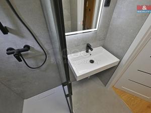 Prodej bytu 3+1, Třinec - Dolní Líštná, Habrová, 68 m2