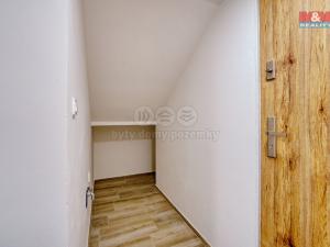 Pronájem bytu 2+1, Hořovice, Pod Nádražím, 65 m2