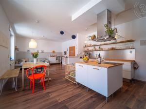 Prodej rodinného domu, České Budějovice - České Budějovice 6, Dukelská, 180 m2