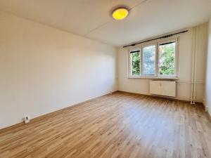 Pronájem bytu 1+1, Chomutov, Zadní Vinohrady, 36 m2