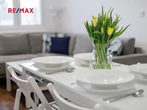 Pronájem bytu 3+1, Praha - Strašnice, Pod strání, 66 m2