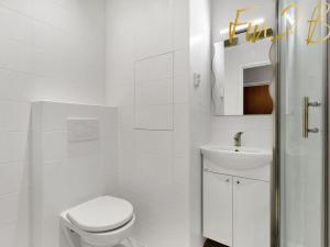 Prodej bytu 2+kk, Praha - Troja, Písečná, 39 m2