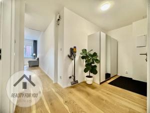 Pronájem bytu 2+kk, Praha - Libeň, U Balabenky, 62 m2