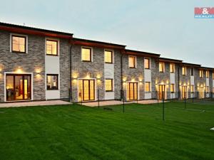 Pronájem rodinného domu, Stehelčeves, V. Poláka, 140 m2