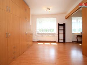 Pronájem bytu 1+1, Hradec Králové, Bidlova, 45 m2