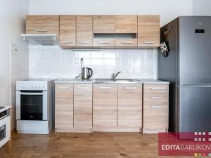 Pronájem bytu 2+kk, Olomouc, gen. Píky, 56 m2