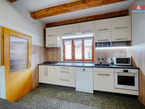 Prodej rodinného domu, Dobřany, Stromořadí, 97 m2