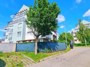 Pronájem bytu 2+1, Praha - Kbely, Pod Nouzovem, 59 m2