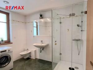 Pronájem bytu 3+kk, Praha - Dejvice, Vostrovská, 118 m2