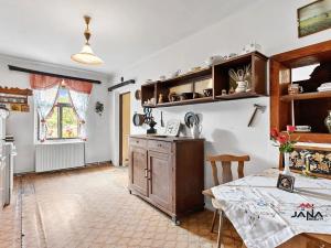 Prodej chalupy, Dubnice, 205 m2