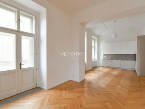 Pronájem bytu 4+kk, Praha - Smíchov, Janáčkovo nábřeží, 250 m2