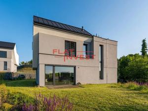 Prodej rodinného domu, Panenské Břežany, Hlavní, 260 m2
