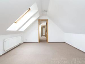 Pronájem bytu 3+1, Praha - Nové Město, Štěpánská, 121 m2