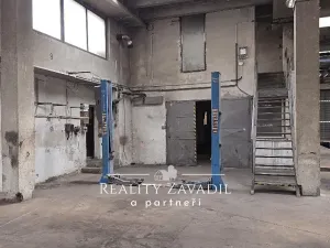 Pronájem výrobních prostor, Horní Suchá, Hořanská, 1000 m2