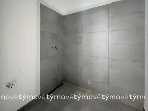 Pronájem obchodního prostoru, Pardubice, Zámecká, 105 m2