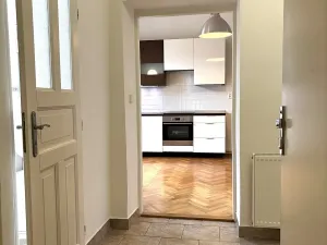 Pronájem bytu 3+1, Liberec, Moskevská, 99 m2