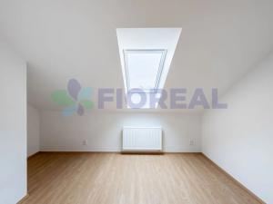 Pronájem atypického bytu, Praha - Strašnice, Na hroudě, 88 m2