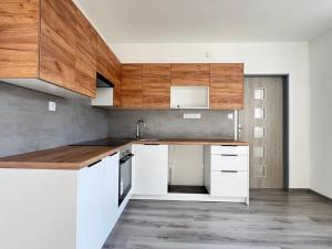Pronájem bytu 2+kk, Ostrava, Zárubecká, 45 m2