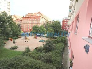 Pronájem bytu 2+kk, Praha - Holešovice, Dělnická, 46 m2