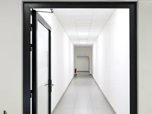 Pronájem ordinace, Praha - Modřany, Obchodní náměstí, 21 m2