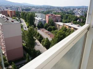 Pronájem bytu 2+kk, Liberec, Dobiášova, 42 m2