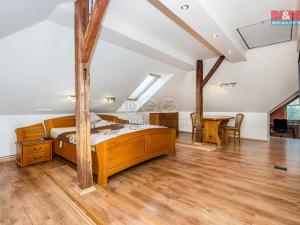 Prodej rodinného domu, Chvojenec, 214 m2