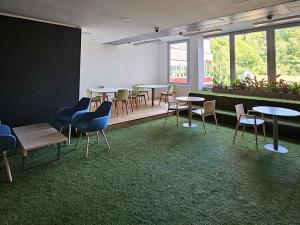 Pronájem kanceláře, Praha - Smíchov, Plzeňská, 520 m2