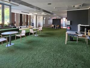 Pronájem kanceláře, Praha - Smíchov, Plzeňská, 520 m2