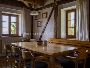 Prodej rodinného domu, Vlachovo Březí, 404 m2