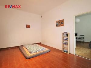 Prodej bytu 2+kk, Praha - Podolí, V podhájí, 48 m2