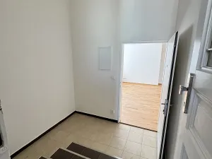 Pronájem bytu 2+kk, Praha - Staré Město, Národní, 68 m2