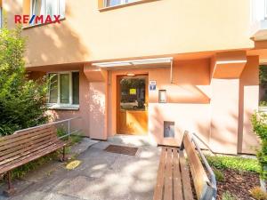 Pronájem bytu 2+1, Kolín, Družstevní, 55 m2