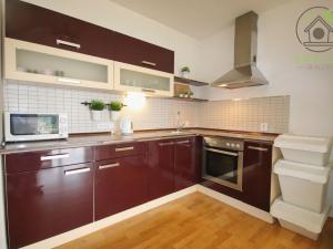 Pronájem bytu 2+kk, Plzeň - Skvrňany, Waltrova, 72 m2