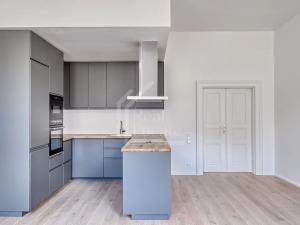Pronájem bytu 3+kk, Praha - Nové Město, Lazarská, 70 m2