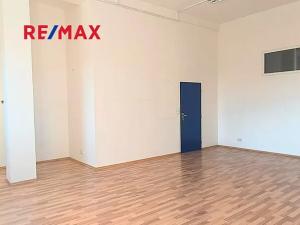 Pronájem kanceláře, Praha - Kobylisy, Horňátecká, 44 m2