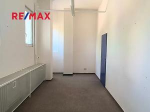 Pronájem kanceláře, Praha - Kobylisy, Horňátecká, 19 m2