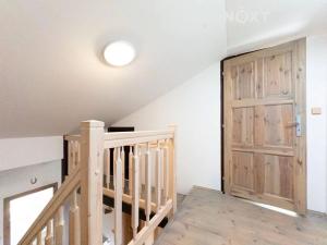 Pronájem bytu 4+1, Benecko, 81 m2